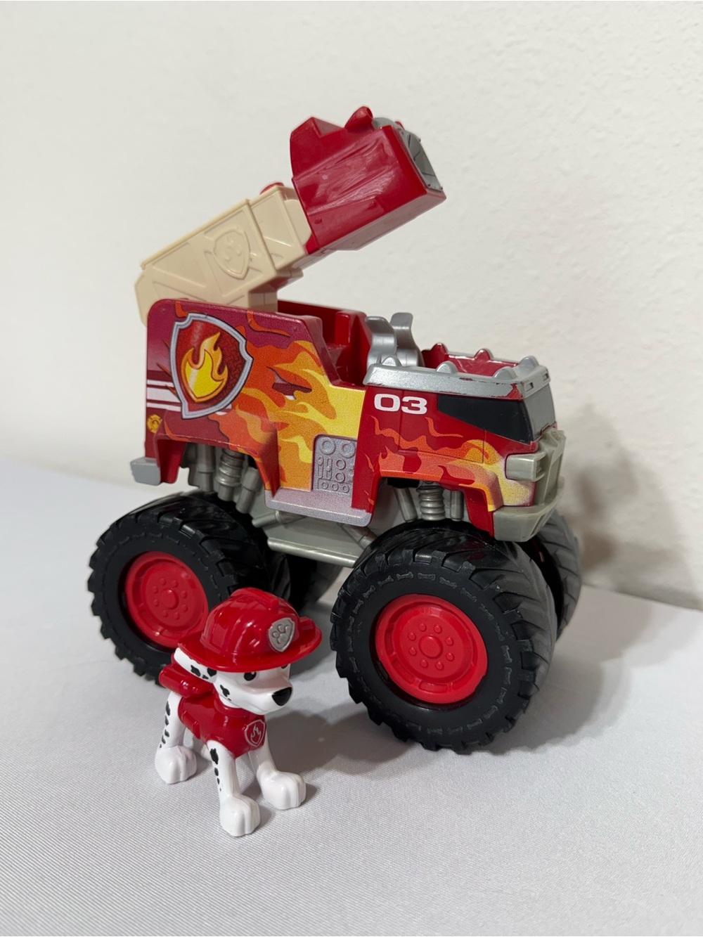 Nickelodeon Paw Patrol Rescue Wheels - Marshall's Fire Truck